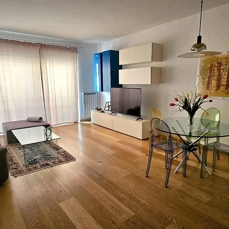 Ai Monopoli,design In Centro Vicino Metro Palermo