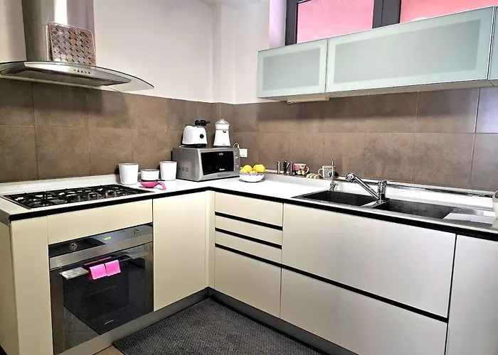 Ai Monopoli,design In Centro Vicino Metro Lejlighed Palermo